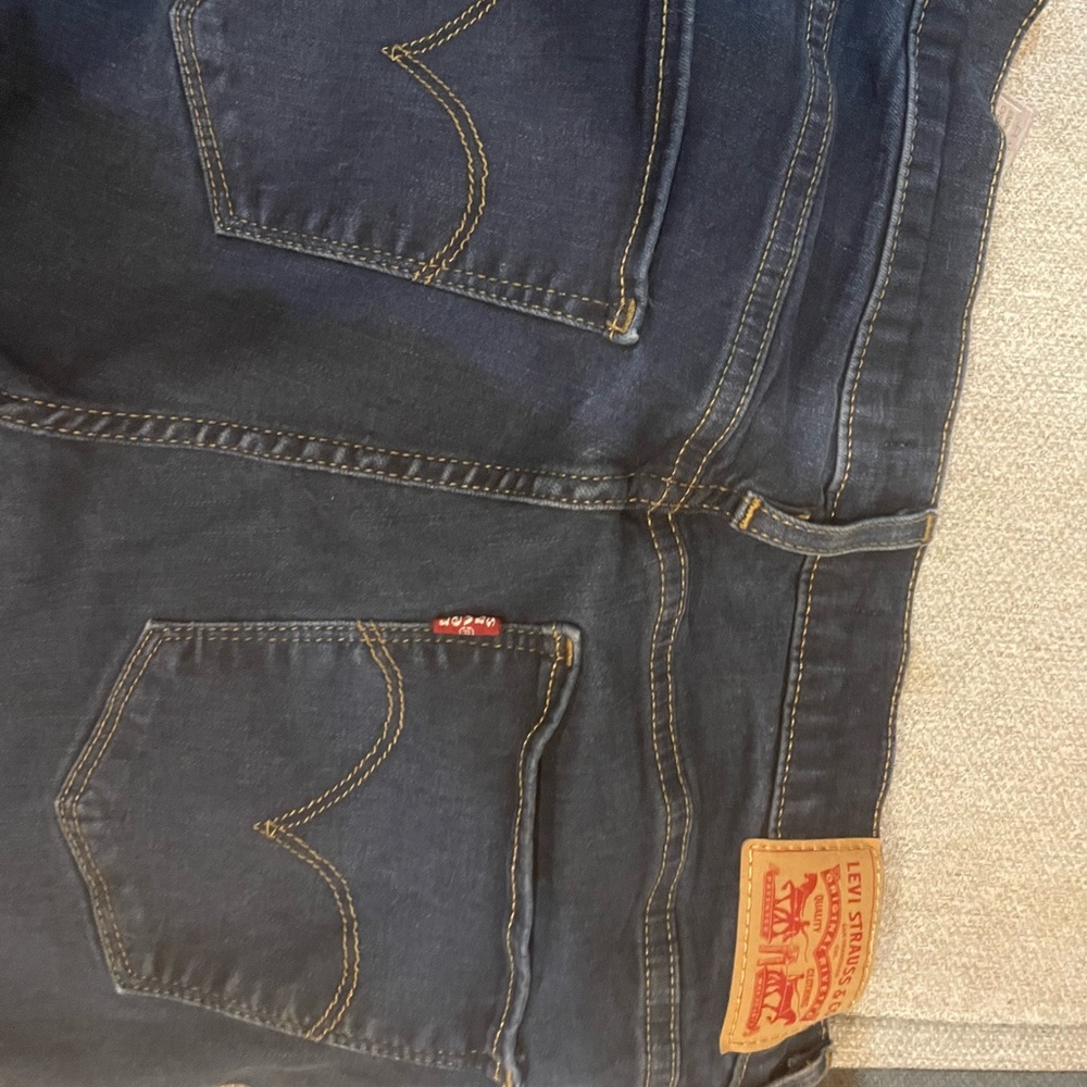 Levi’s 720 high rise jeans